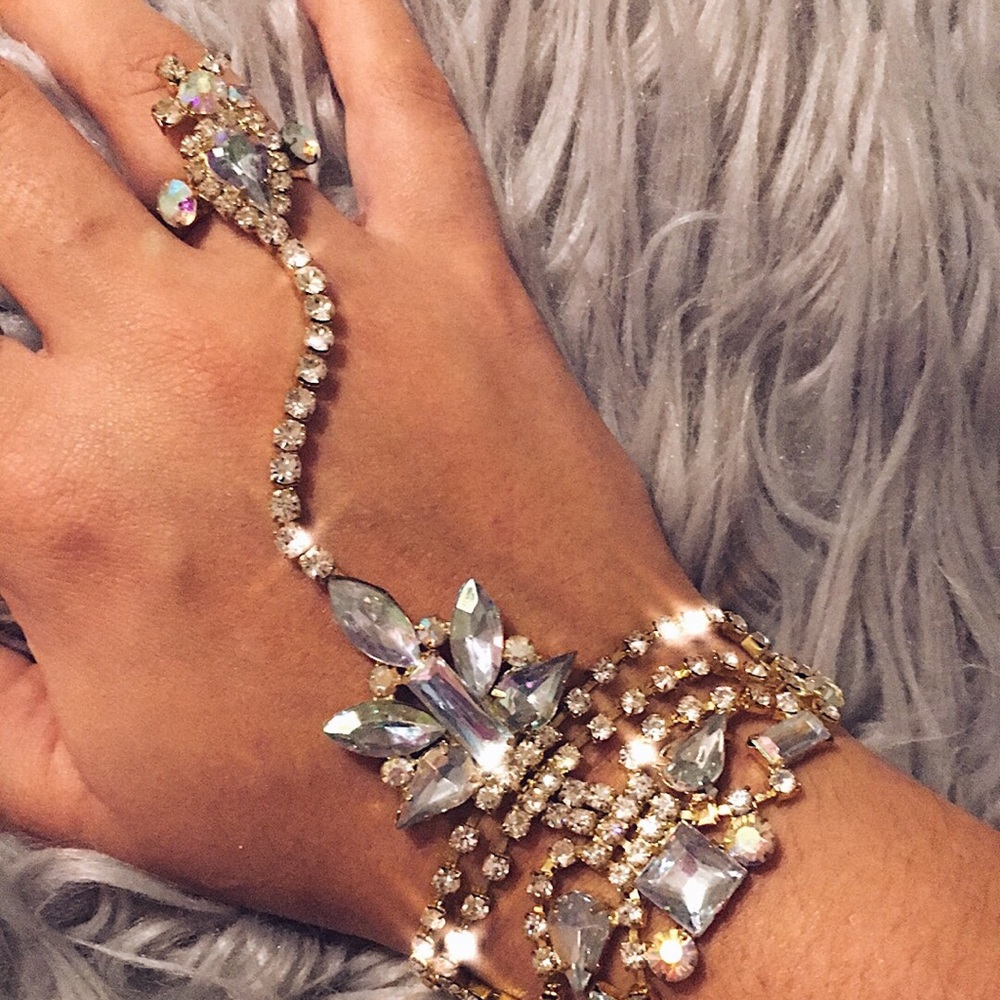 💎Ring-Bracelet Jeweled hand chain ✨